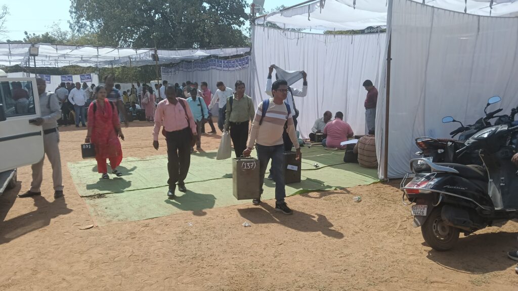 त्रिस्तरीय पंचायत चुनाव: तीसरे चरण में कोटा और तखतपुर में कल होगा मतदान