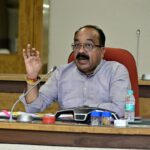 उप मुख्यमंत्री अरुण साव ने नगरीय निकायों की समीक्षा की