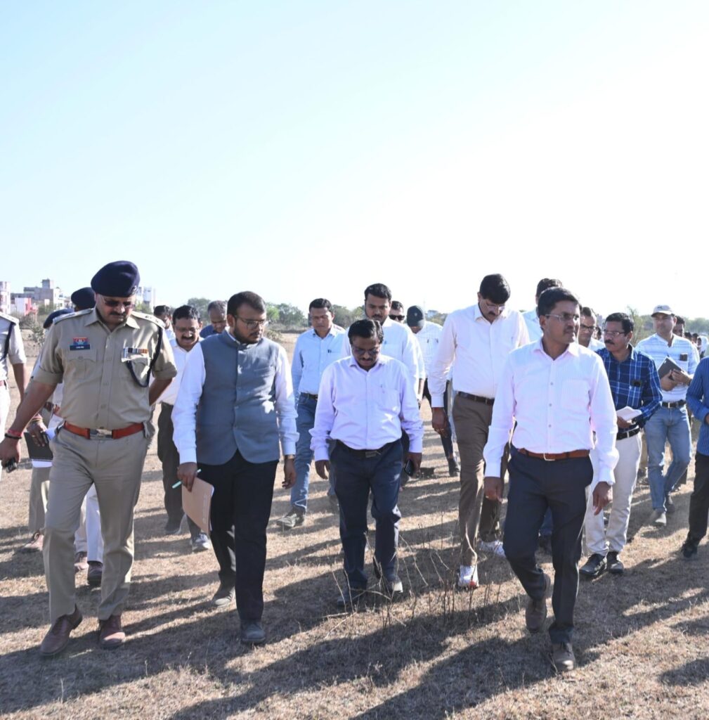 प्रधानमंत्री मोदी के आगमन को लेकर तैयारियां तेज़, प्रशासन ने संभाली कमान