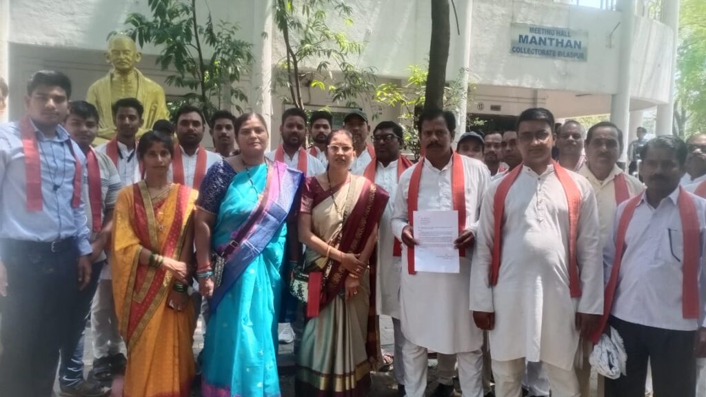 छत्तीसगढ़ में नई 67 शराब दुकानों के विरोध में एवं अवैध नशीले पदार्थों पर प्रतिबंध लगाने हेतु ज्ञापन