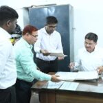 कलेक्टर ने किया जिला कोषालय का निरीक्षण, व्यवस्थाओं की ली जानकारी