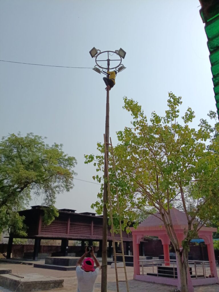 सुशासन तिहार : बंद पड़ी स्ट्रीट लाइटों में सुधार से रोशन हुईं शहर की सड़कें