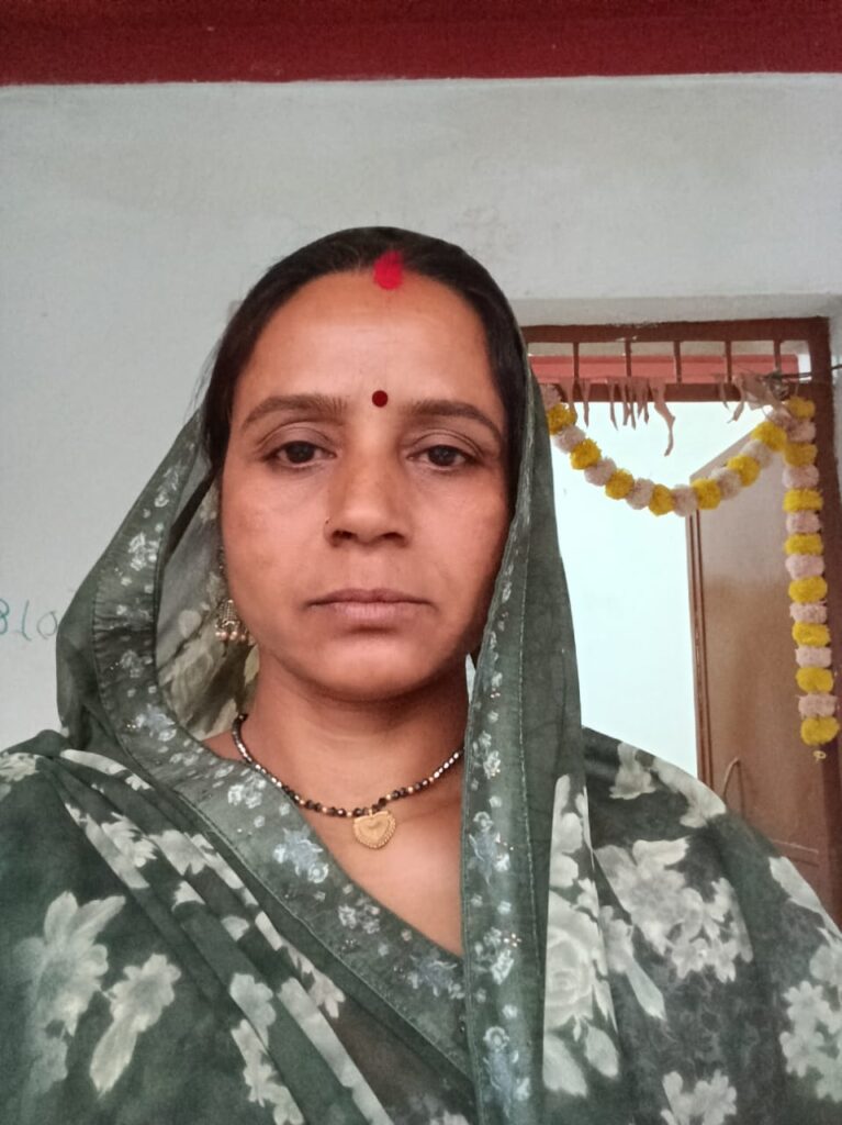 सफलता की कहानी : अनीता गंधर्वईंट, सीमेंट और गारे से गढ़ी खुद की तकदीरपुरुष वर्चस्व वाले क्षेत्र में बनाई अलग पहचान, बनीं लखपति दीदी