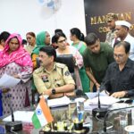 कलेक्टर ने जनदर्शन में सुनी जनसमस्याएं, कई मामलों का मौके पर हुआ समाधान