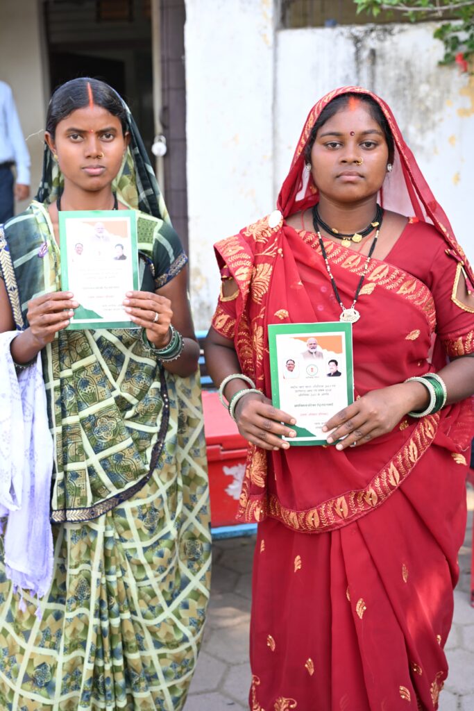 सफलता की कहानी | सुशासन तिहार 2025सौगातों से भरा रहा ग्रामीणों के लिए समाधान शिविर