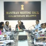 कलेक्टर ने टीएल बैठक में की फ्लैगशिप योजनाओं की समीक्षा, बिजली विभाग को जारी हुआ शो कॉज नोटिस