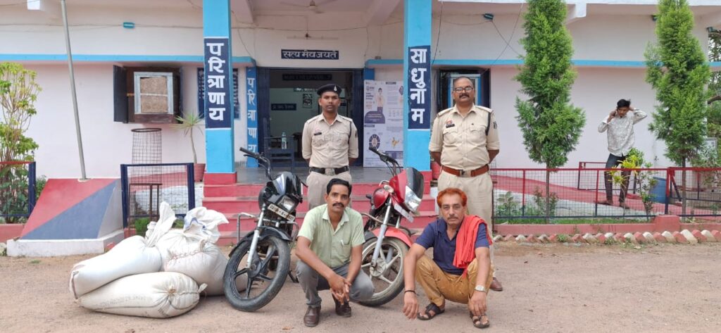 धन चोरी का खुलासा: बेलगहना पुलिस की त्वरित कार्रवाई, दो बालक व दो दुकानदार हिरासत में
