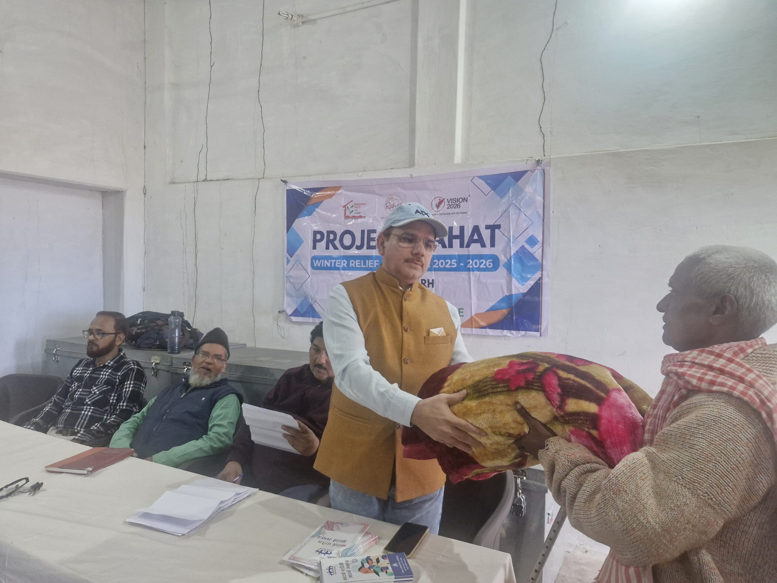 उर्दू सर्किल, तारबाहर में कंबल वितरण कार्यक्रम, 60 जरूरतमंद परिवारों को मिली राहत