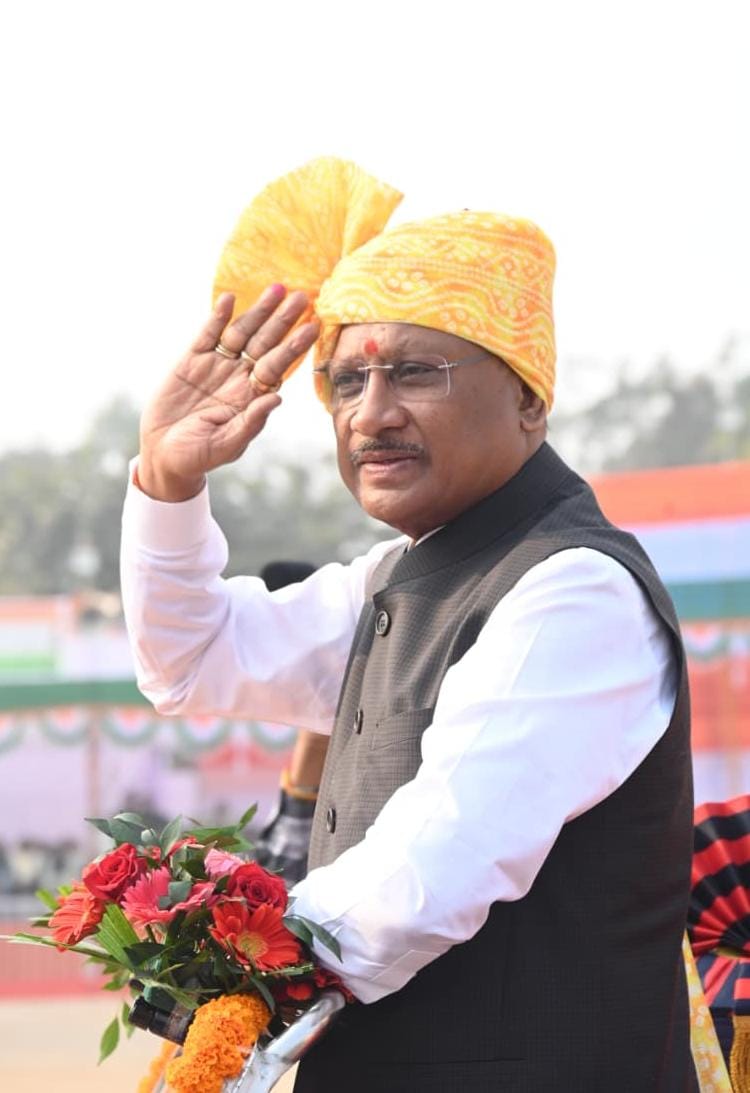 🇮🇳 संविधान, लोकतंत्र और सुशासन के मार्ग पर विकसित छत्तीसगढ़ के निर्माण का संकल्प : मुख्यमंत्री श्री विष्णु देव साय 🇮🇳