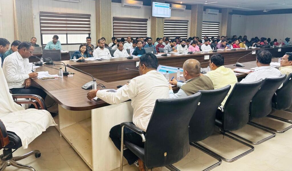 प्रधानमंत्री आवास योजना (ग्रामीण) की प्रगति की समीक्षा