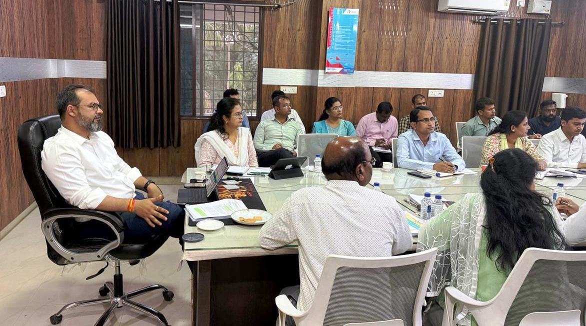 पीएम सूर्यघर योजना में लक्ष्यानुरूप प्रगति लाने दिए निर्देश