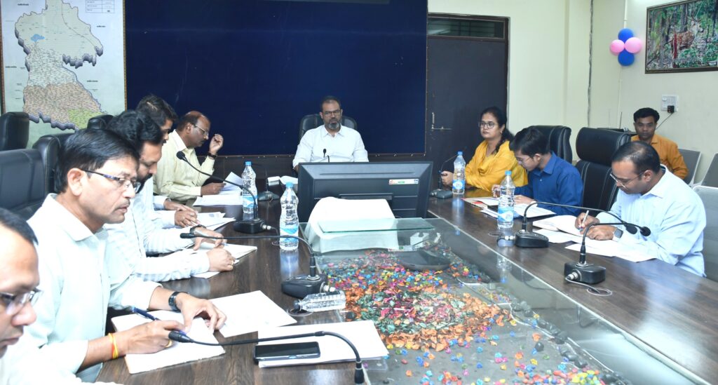 कुन्दन कुमार ने धान उठाव में तेजी के दिए निर्देश, अनुपस्थित मिलर्स को नोटिस