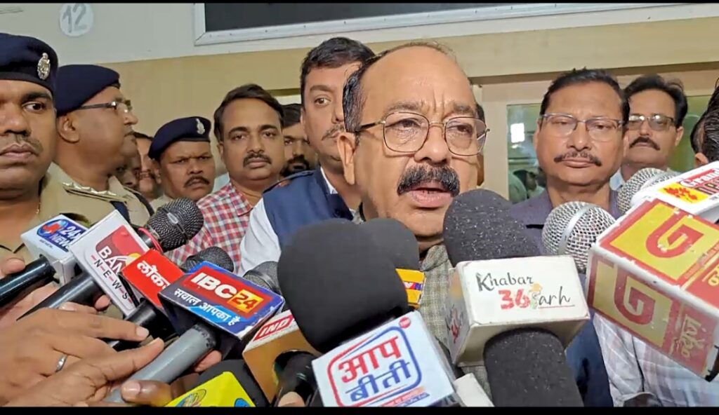 भविष्य की जरूरतों को ध्यान में रखकर बनाएं दूरदर्शी कार्ययोजना, विकास कार्यों में तेजी और गुणवत्ता जरूरी : डिप्टी सीएम साव